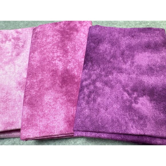 Fabric Fat Quarter Texture Bundle 4 Pcs Tie-Dye Look Pink/Purple Cotton Quilting - Picture 3 of 5